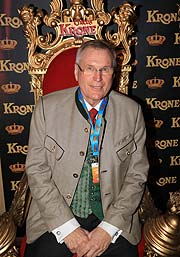 CSU MdB Johannes Singhammer  im Circus Krone bei der Premiere der 2. Winterspielzeit 2020 (©Foto: Martin Schmitz)